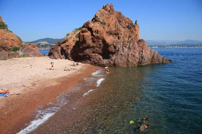 Rez De Jardin Au Calme Et Proche Mer Mandelieu Buitenkant foto